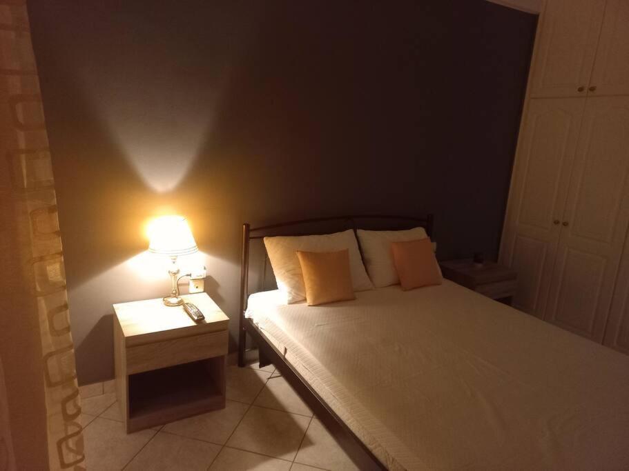 Stefkas Apartment1 Patras Zewnętrze zdjęcie