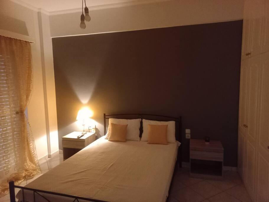 Stefkas Apartment1 Patras Zewnętrze zdjęcie